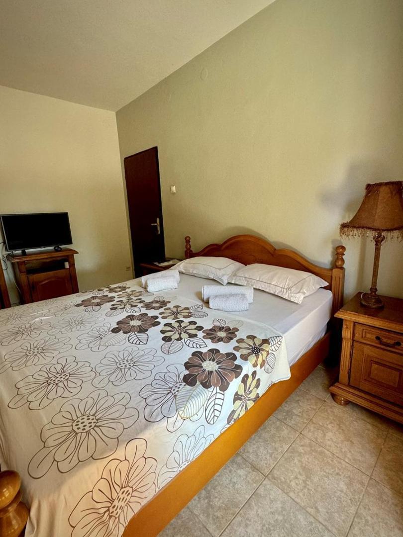 Casa Family Hotel Ulcinj Ngoại thất bức ảnh